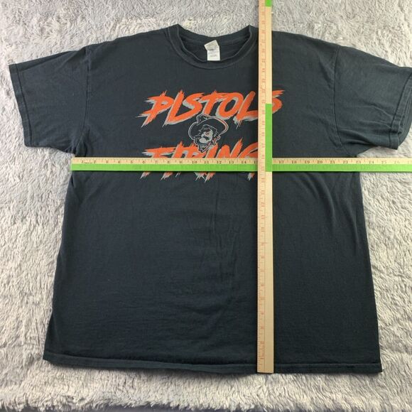 Oklahoma State Cowboys Shirt Mens Extra Large Black Orange Pistols Firing OSU - Picture 5 of 10